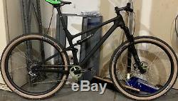 Full suspension mountain bike. Xc/Trail Boost Fox Rockshox SID Fork Size Large