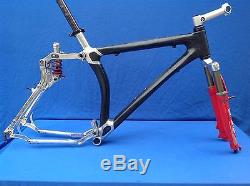 RARE GT STS CARBON Mountain Bike FRAME 20.5 ROCK SHOX SID IN NICE CONDITION