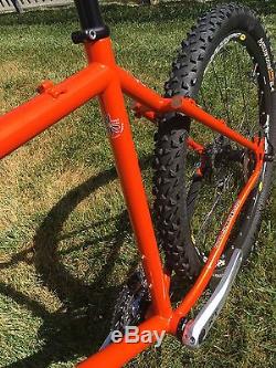 Sycip Unleaded Mountain Bike Rock Shox Sid Shimano XTR XT Chris King New Build